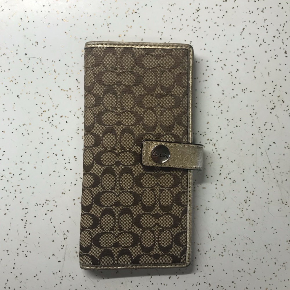 Coach wallet